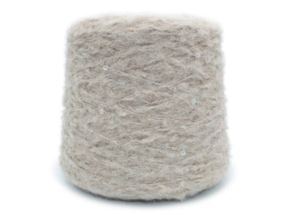 80% Alpaca wool, 4% Cashmere, 4% Merino wool, 3% Silk, 9% Polyamide, Sequins