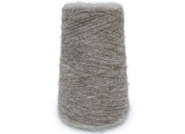 46% Suri Baby Alpaca wool, 44% Baby Yak wool, 10% Polyamide