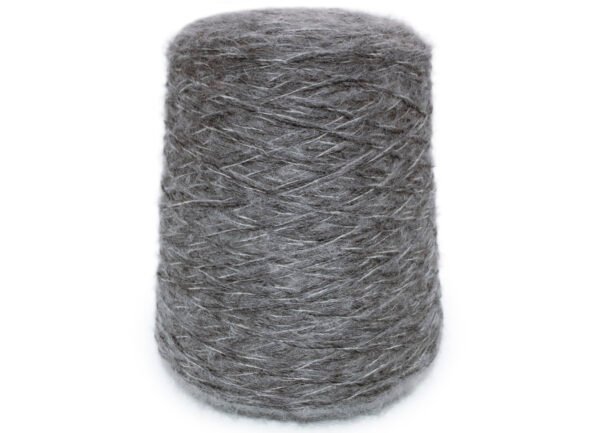 51% Mohair, 39% Merino wool, 7% Polyamide, 3% Cashmere wool