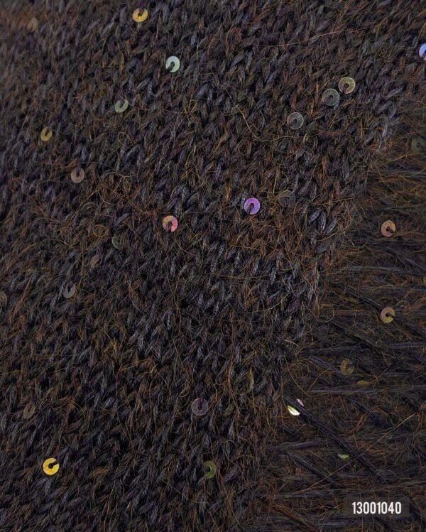 39% Mohair, 25% Merino wool, 19% Polyamide, 9% Silk, 6% Alpaca, 2% Cashmere wool, Sequins - Image 2