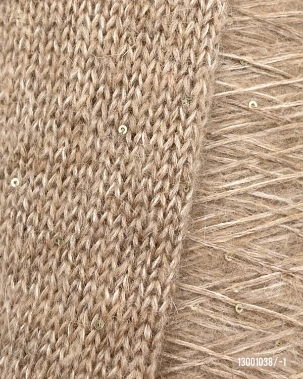 31% Kid Mohair, 16% Silk, 16% Alpaca, 11% Cashmere wool, 7% Merino wool, 19% Polyamide, Sequins - Image 2