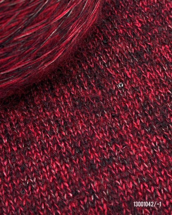 34% Kid Mohair, 24% Silk, 18% Cashmere wool, 5% Merino wool, 19% Polyamide, Sequins - Image 2