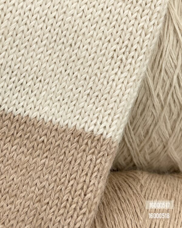 100% Baby Alpaca wool - Image 2