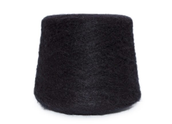 82% Kid Mohair, 16% Polyamide, 2% Elastane