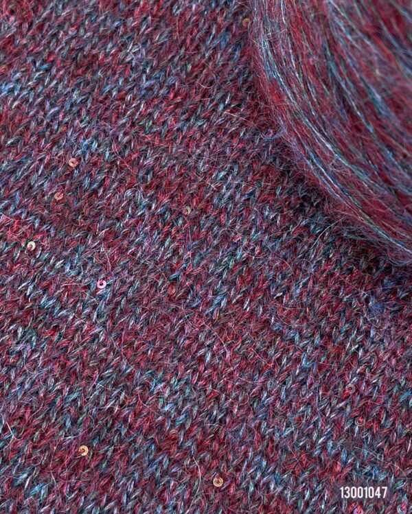 41% Kid Mohair, 29% Silk, 10% Cashmere wool, 17% Polyamide, Sequins - Image 2