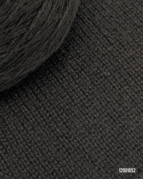 85% Cashmere wool, 15% Mohair, Loro Piana - Image 2