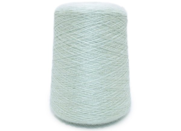 42% Silk, 28% Mohair, 16% Polyamide, 8% Merino wool, 6% Cashmere wool, Sequins