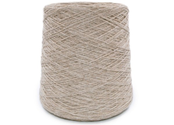 60% Merino wool, 30% Cashmere wool, 10% Silk (337 gr.)