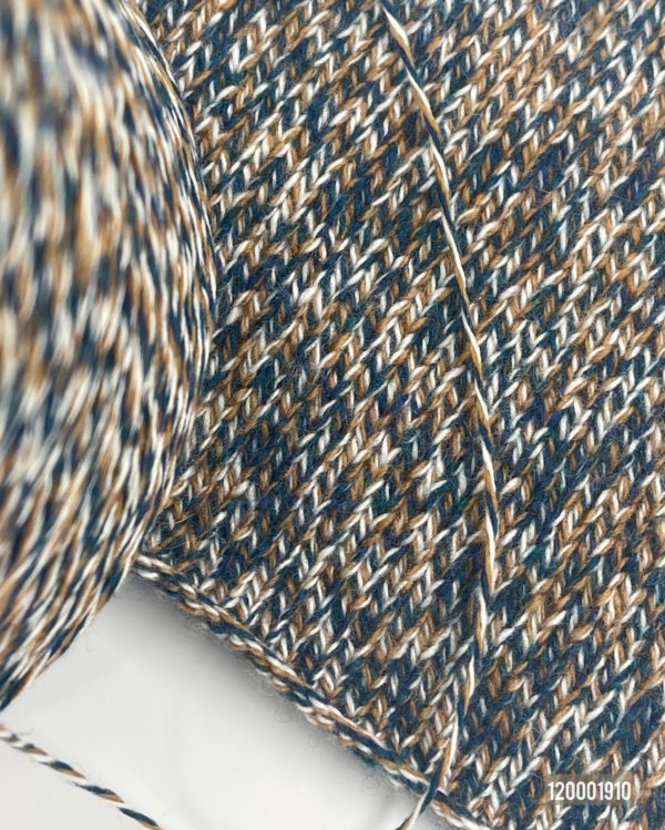 100% Cashmere wool, Twist Coarsehair, Loro Piana - Image 2