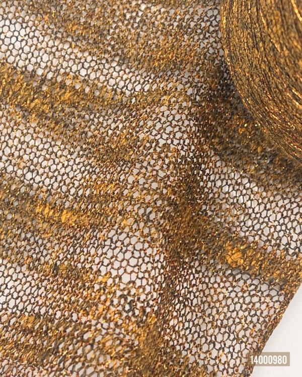 51% Linen, 10% Lurex, 39% Polyamide - Image 2
