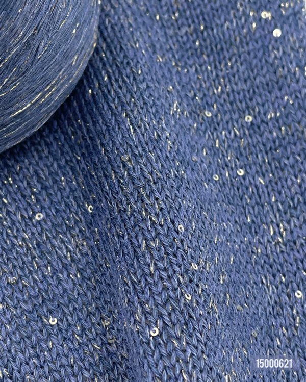 66% Linen, 11% Silk, 5% Cashmere wool, 2% Polyamide, 2% Lurex, 9% Merino, 5% Viscose, Sequins - Image 2