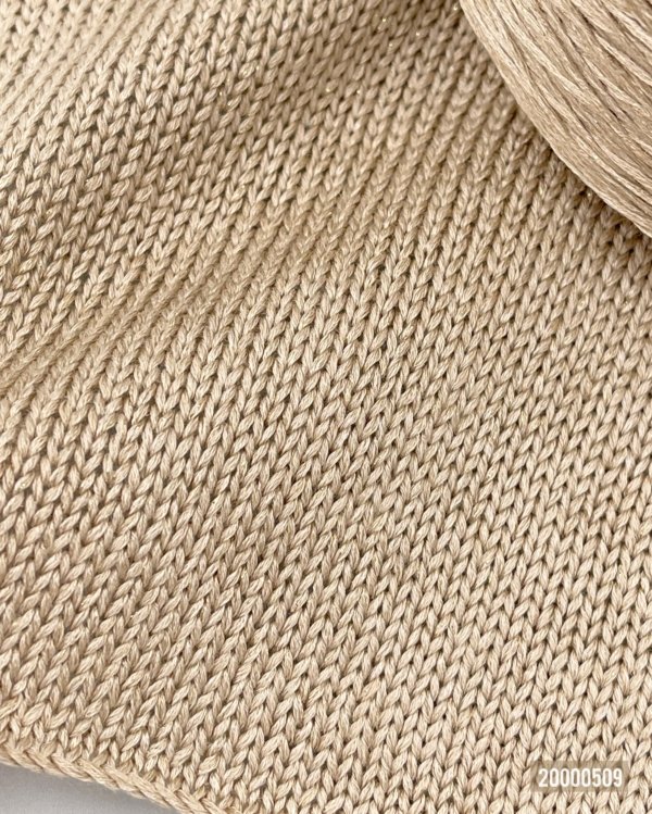48% Silk, 43% Cotton, 5% Cashmere wool, 4% Lurex - Image 2